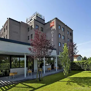 Ibis Firenze Prato Est Hotel